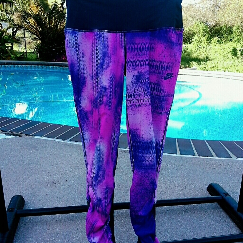 Nike Dry Fit Cropped Leggings